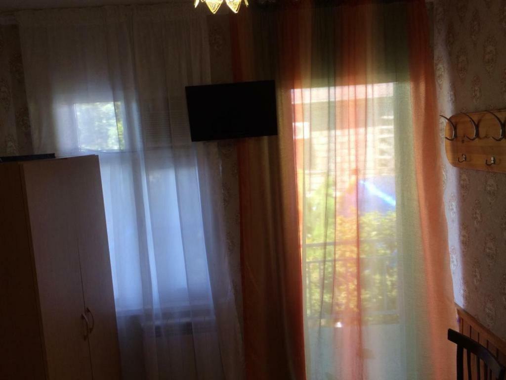 Гостевой Дом У Левы Hotel Gagra Eksteriør billede